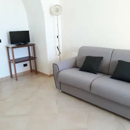 Casa Vacanze Silvia *
