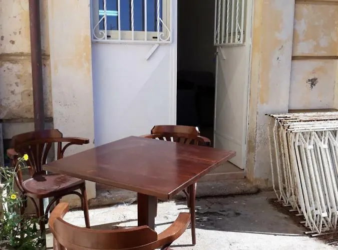 Nyaraló Silvia Pizzo